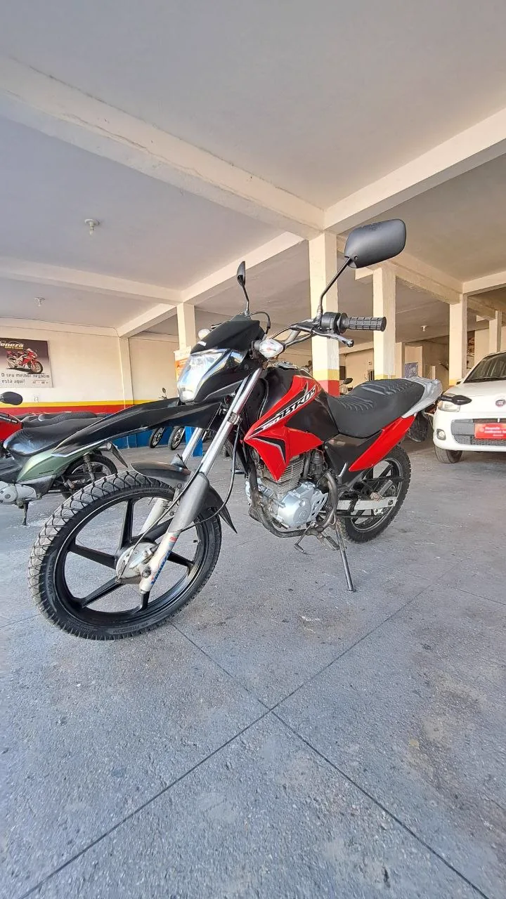 HONDA BROS 150 ES FRENTE ESQUERDA